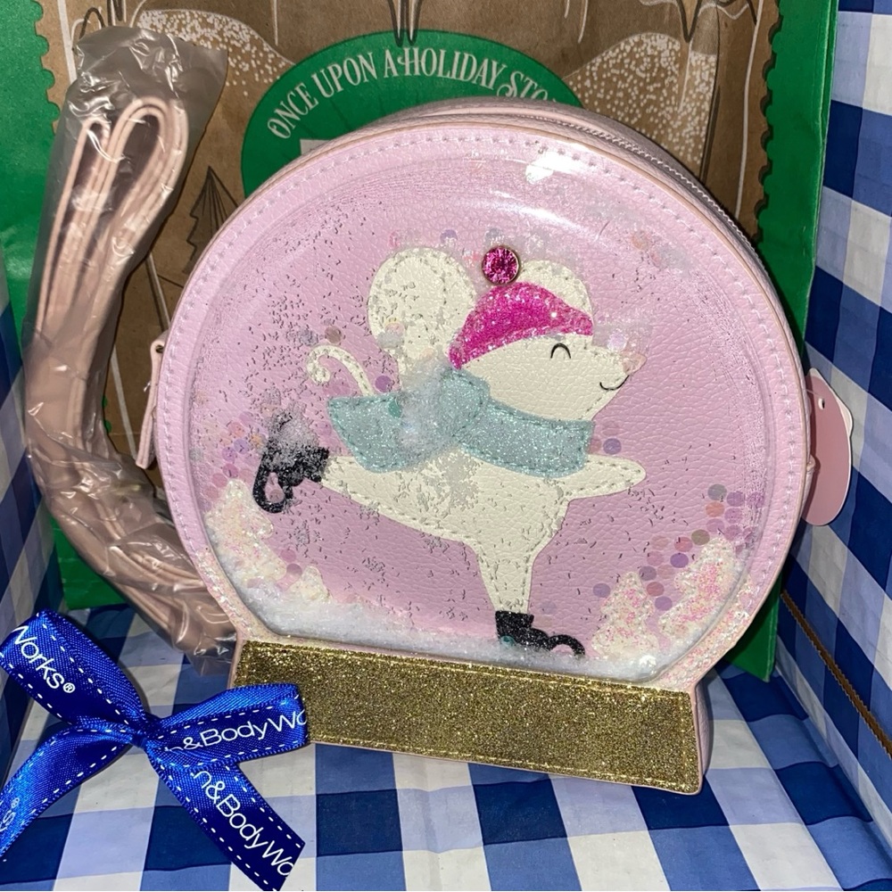 BATH AND BODY WORKS SNOW GLOBE MOUSE COSMETICS BAG